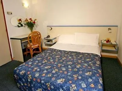 ***  Hotel Le Sud Juan-les-Pins Francia